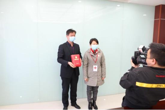 南京九建向六合區(qū)紅十字會捐款，齊心協(xié)力共抗疫情！-第4張圖片-南京九建